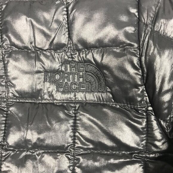 The North Face Jacket Womens Small Black ThermoBall Eco Hooded Nano Puffer - Picture 3 of 12